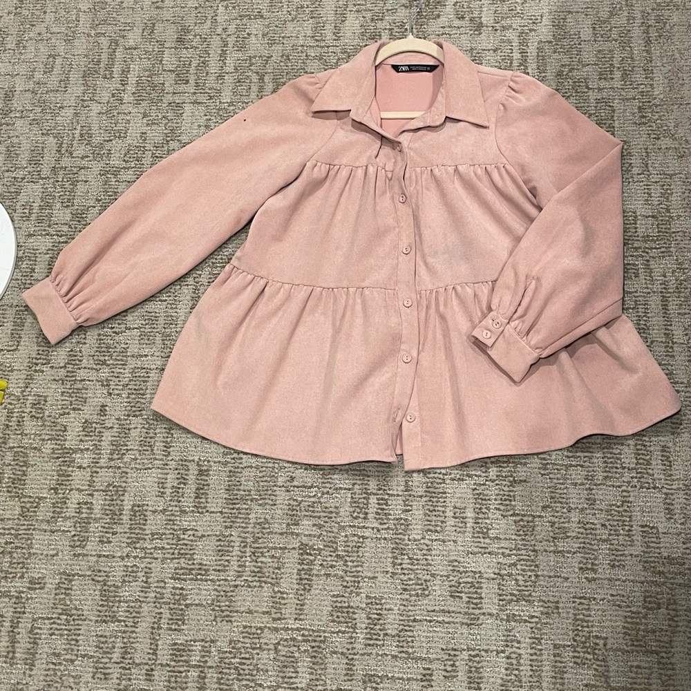 Zara- women’s pink corduroy button up jacket